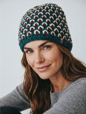 The North Face Teal Brown White Crochet Beanie - Women's